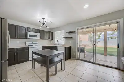 1818 Quartz Landing Avenue, Las Vegas, NV 89183 Kitchen