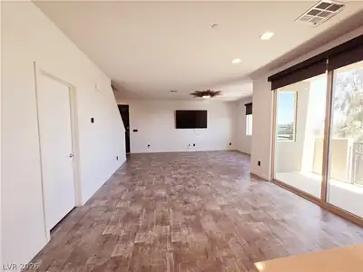 11231 Hidden Peak Avenue 210, Las Vegas, NV 89135 Living Room