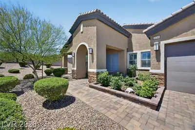 10380 Mystic Ledge Court, Las Vegas, NV 89149 Front of Structure