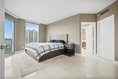 222 Karen Avenue 2607, Las Vegas, NV 89109 Primary Bedroom