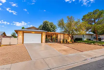 405 Box Elder Way, Henderson, NV 89015 Front of Structure