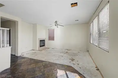 4017 Cherokee Rose Avenue, North Las Vegas, NV 89031 Living Room