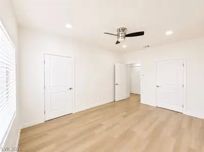 5415 West Harmon Avenue 1017, Las Vegas, NV 89103 Bedroom