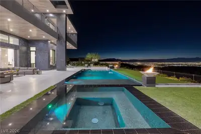 5 Sunset Strip, Henderson, NV 89012 Patio