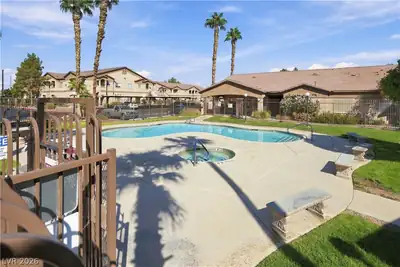 5751 East Hacienda Avenue 234, Las Vegas, NV 89122 Pool