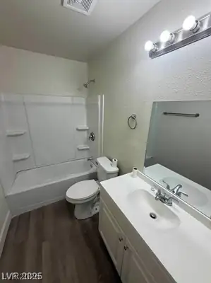 3505 Benson Lane, North Las Vegas, NV 89032 Bathroom
