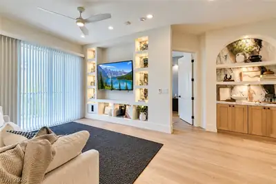 32 East Serene Avenue 207, Las Vegas, NV 89123 Living Room