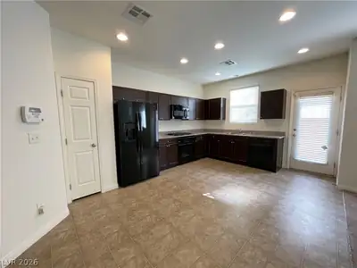 10619 Seasonable Drive, Las Vegas, NV 89129 Kitchen
