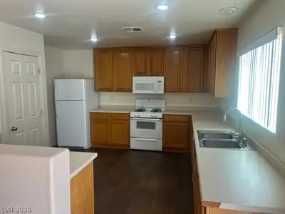 11058 Parete Court, Las Vegas, NV 89141 Kitchen
