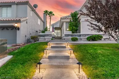 2104 Preakness Pass, Las Vegas, NV 89117 