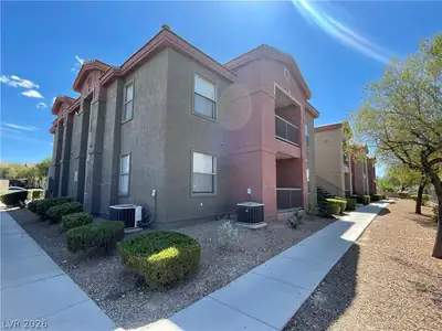 8000 Badura Avenue 2133, Las Vegas