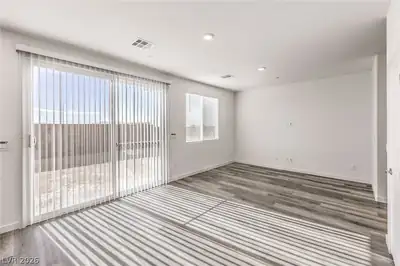 7331 TANYA FALLS Street, North Las Vegas, NV 89084 Living Room