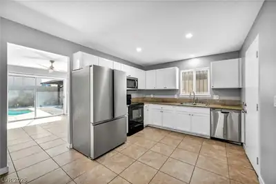 6413 Bannock Way, Las Vegas, NV 89107 Kitchen