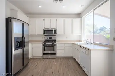 10151 Splendor Ridge Ave Avenue, Las Vegas, NV 89135 Kitchen