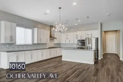 10160 Ocher Valley Avenue, Las Vegas