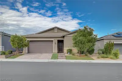 10160 Ocher Valley Avenue, Las Vegas, NV 89178 Front of Structure