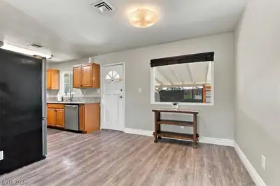 5875 Bunch Street, Las Vegas, NV 89122 Dining Area