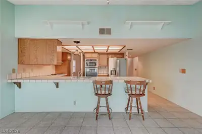 4432 Live Oak Drive, Las Vegas, NV 89121 Kitchen