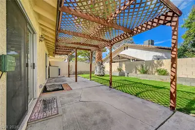 4432 Live Oak Drive, Las Vegas, NV 89121 Patio