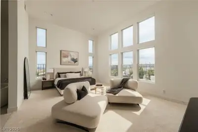 10907 Rossa Peak Avenue, Las Vegas, NV 89135 Bedroom