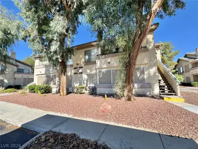 5710 East Tropicana Avenue 1065, Las Vegas, NV 89122 