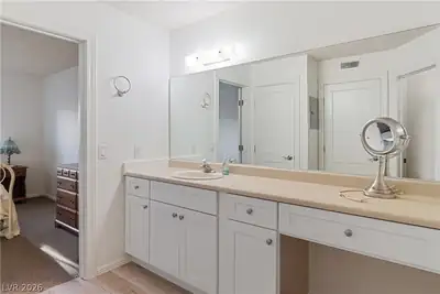 3730 Desert Marina Drive 17, Laughlin, NV 89029 Primary Bathroom
