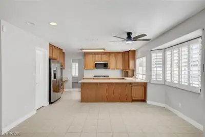 2005 Pinion Springs Drive, Henderson, NV 89074 Kitchen