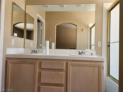 3726 Grand Viewpoint Court, Las Vegas, NV 89147 Bathroom