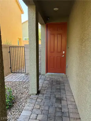 9325 Roadmaster Court, Las Vegas, NV 89178 Entry