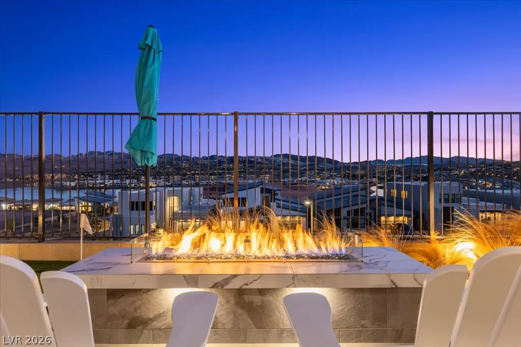 387 Faro Di Portofino Court, Henderson, NV 89011