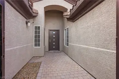 8305 Green Clover Avenue, Las Vegas, NV 89149 Entry