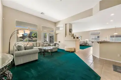 5525 Chicory Falls Court, Las Vegas, NV 89148 