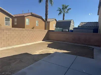 11762 Pine Shadows Street, Las Vegas, NV 89183 Yard