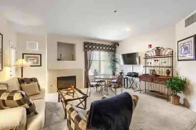 5855 Valley Drive 2121, North Las Vegas, NV 89031 Living Room