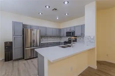 1535 Roping Reed Court, Henderson, NV 89002 Kitchen