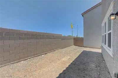 7086 Parkallen Avenue, Las Vegas, NV 89113 Yard