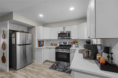445 Concord Way, Henderson, NV 89015 