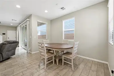 4562 Queens Hill Street, North Las Vegas, NV 89031 Dining Area