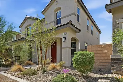 4562 Queens Hill Street North Las Vegas, NV 89031