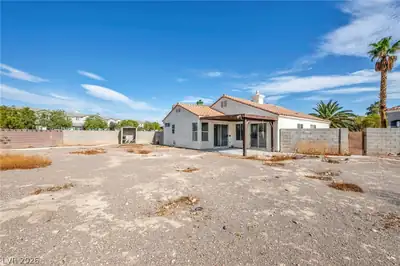 4906 Via Luis Court, North Las Vegas, NV 89031 Back of Structure