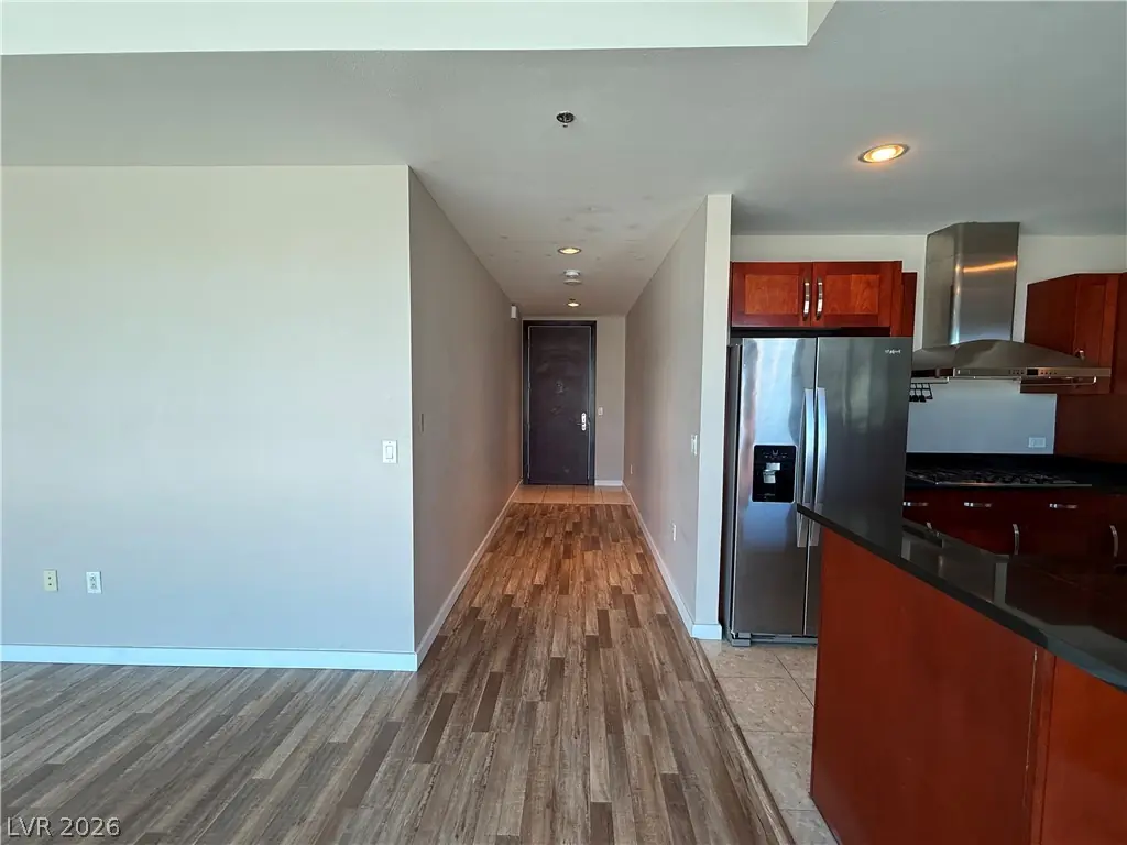 4575 DEAN MARTIN Drive 2008, Las Vegas, NV 89103