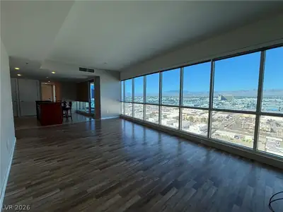 4575 DEAN MARTIN Drive 2008, Las Vegas, NV 89103 
