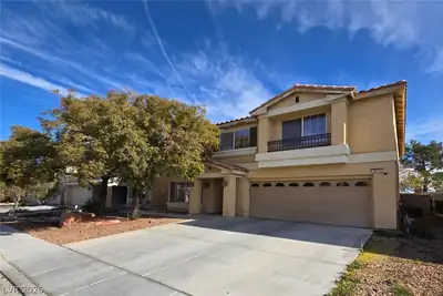 10766 Artesia Wells Street Henderson, NV 89052