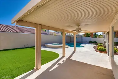 1705 Night Shadow Avenue, North Las Vegas, NV 89031 Patio
