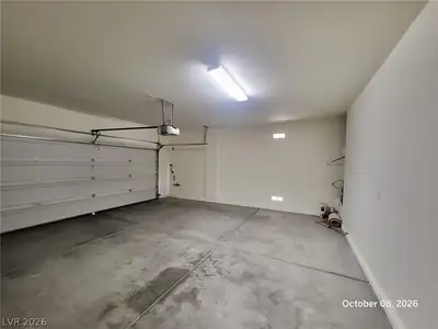 8142 Pinecrest Falls Street, Las Vegas, NV 89113 Garage
