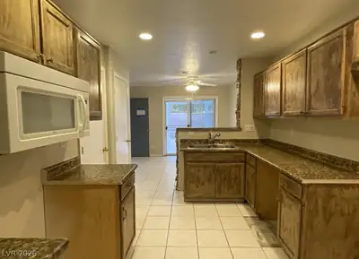 241 Lucky Star Street, Las Vegas, NV 89145 Kitchen