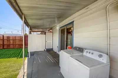11 Washington Way, Henderson, NV 89015 Patio
