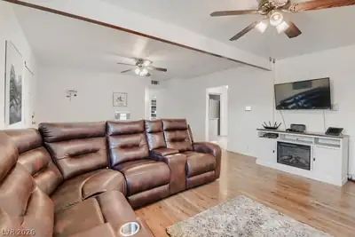 11 Washington Way, Henderson, NV 89015 Living Room