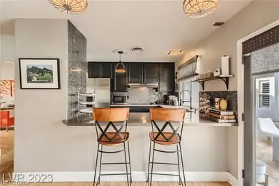 3716 Greencrest Drive, Las Vegas, NV 89121 Kitchen