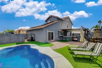 345 Moreno Court, Henderson, NV 89014 Yard